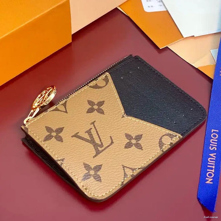 Fashionrepsfam ru Bags LV 2411YA0033 0704